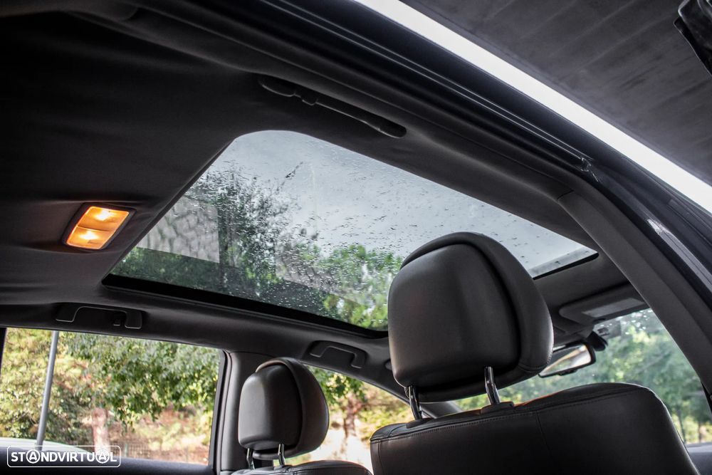 Toyota Avensis SW 2.2 D-CAT Premium - 39