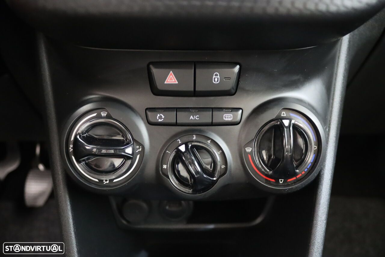 Peugeot 2008 1.5 BlueHDi Signature - 27