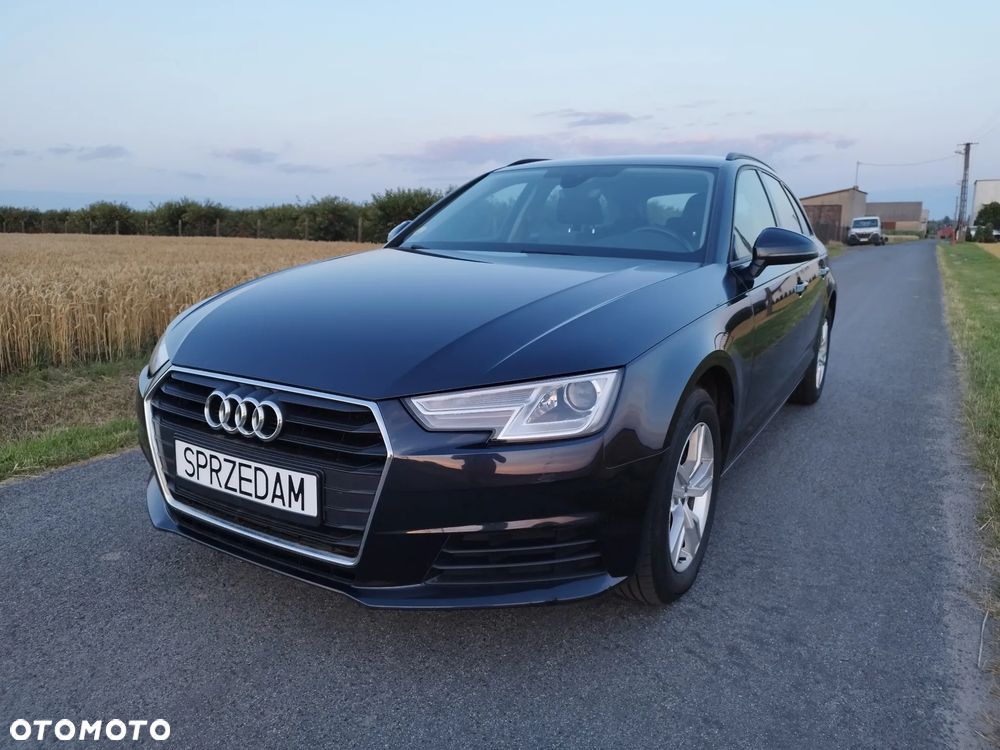 Audi A4 Avant 2.0 TDI ultra S tronic - 1