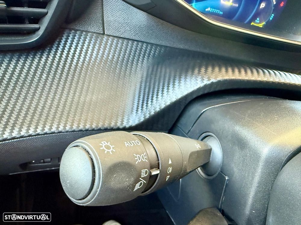 Peugeot e-208 50 kWh GT - 23