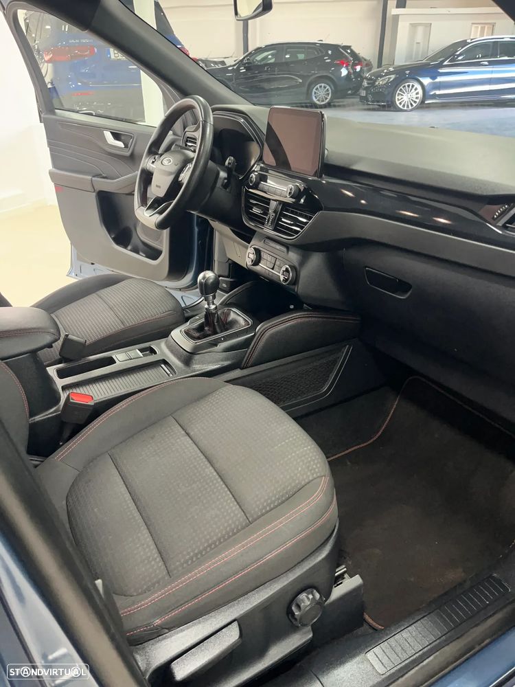 Ford Kuga 1.5 EcoBoost ST-LINE - 9