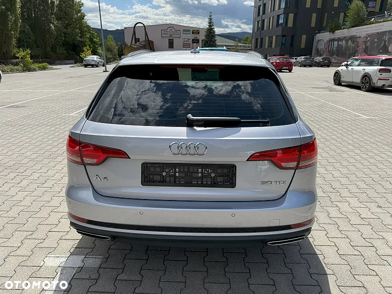 Audi A4 - 5