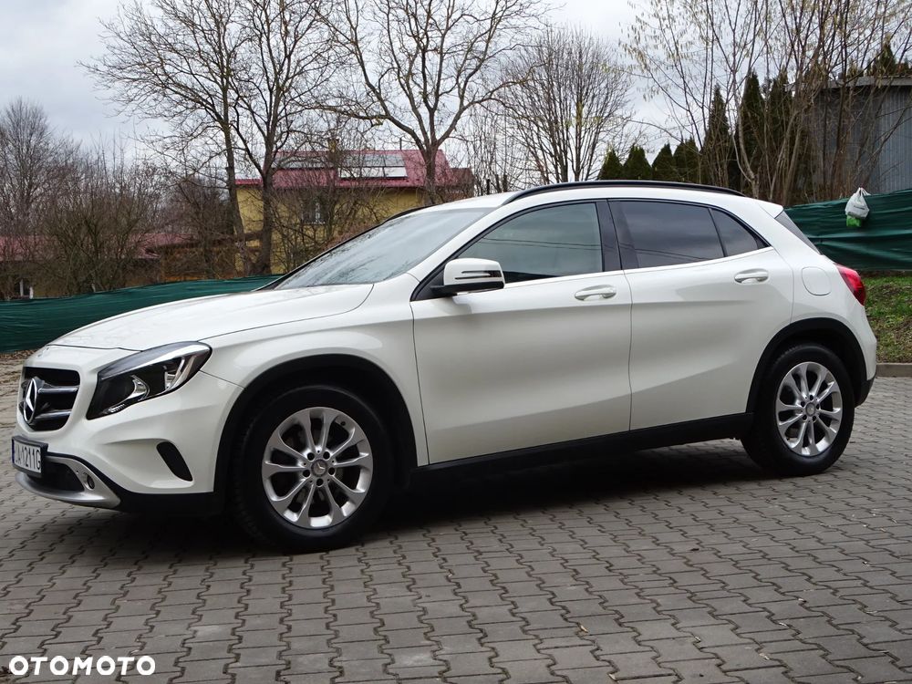 Mercedes-Benz GLA 180 (CDI) d - 10