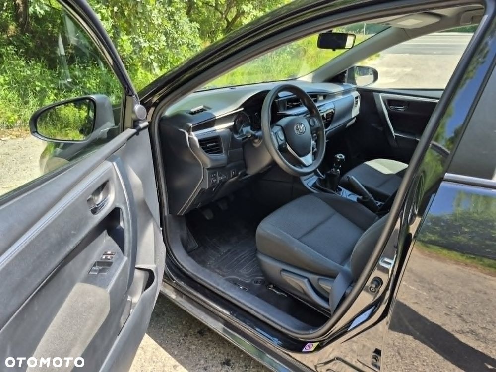 Toyota Corolla 1.6 Active - 11