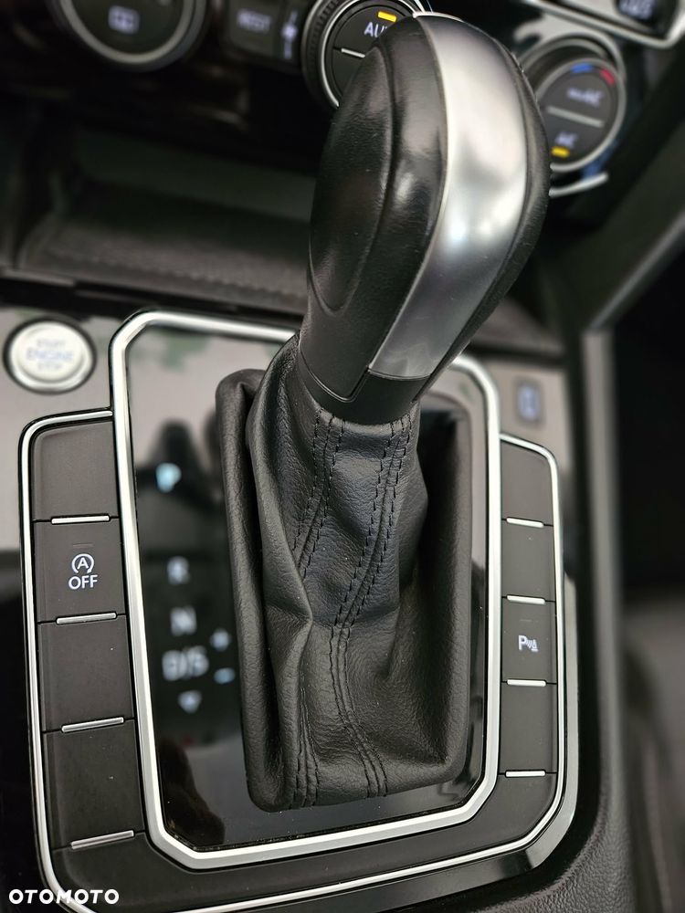 Volkswagen Passat 2.0 TSI Business DSG - 21