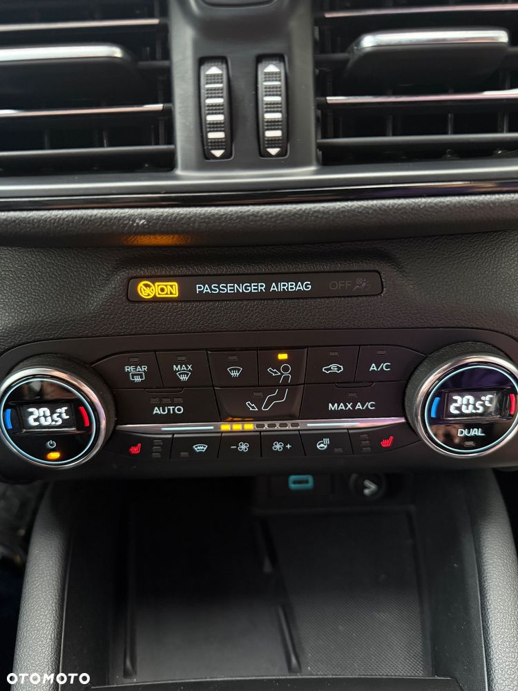Ford Kuga 2.0 EcoBlue Hybrid ST-LINE X - 23