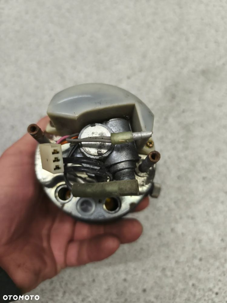 Licznik, zegar, prędkościomierz Suzuki VS 1400 VS1400 Intruder 1400 - 7