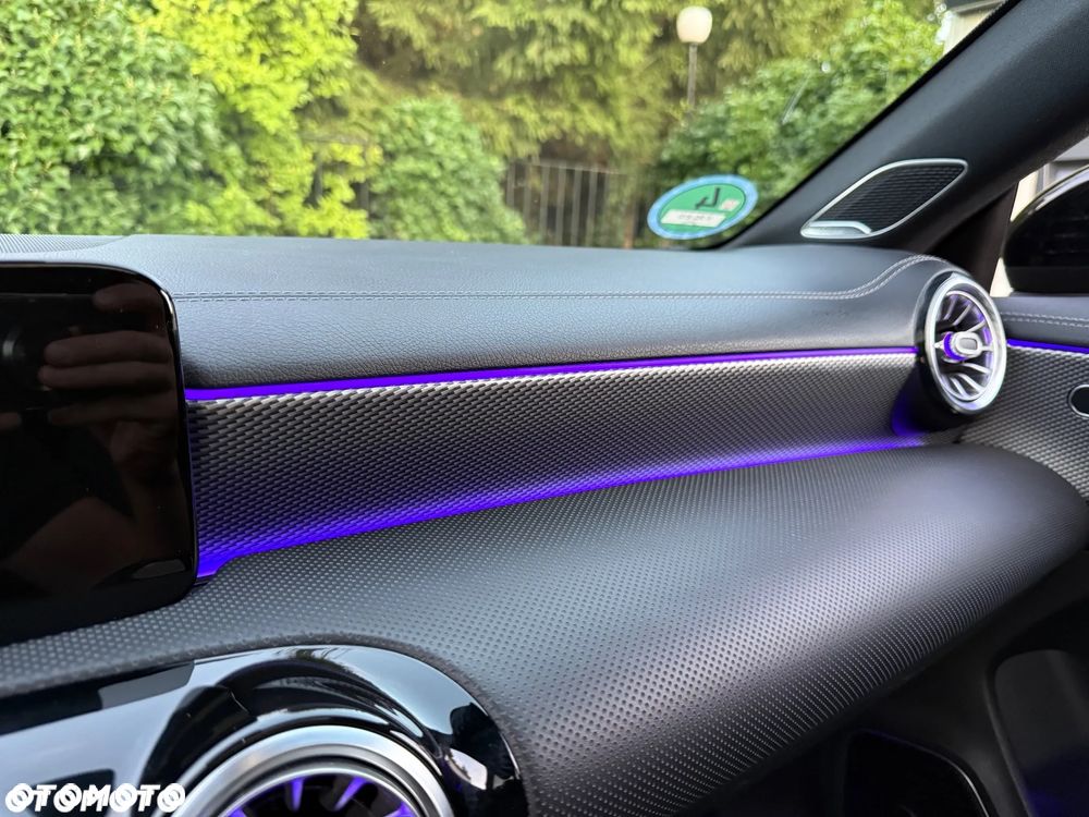 Mercedes-Benz CLA 220 d AMG Line 8G-DCT - 21