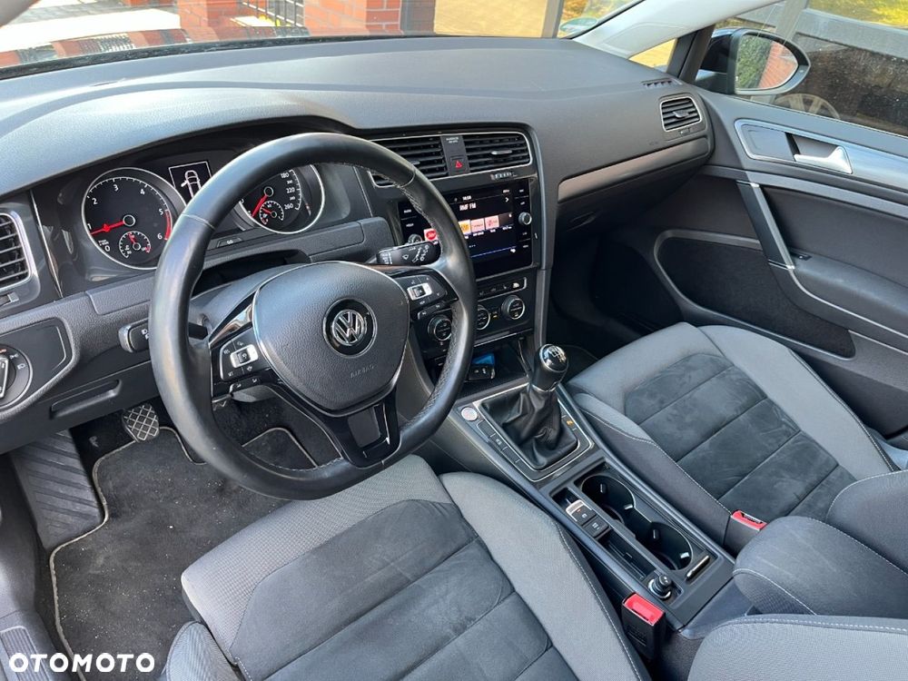 Volkswagen Golf Variant 2.0 TDI SCR Highline - 8