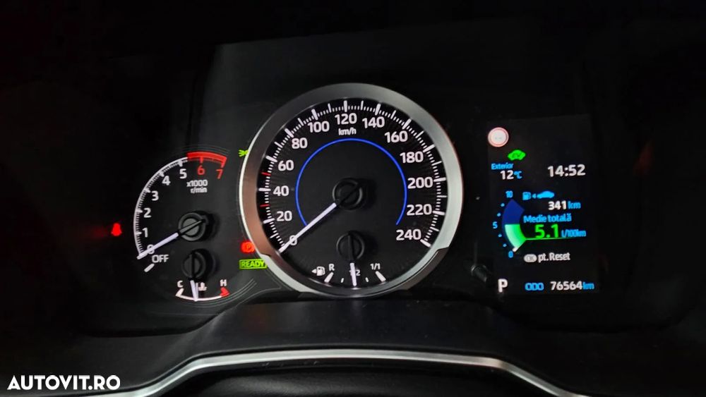 Toyota Corolla 1.8 Hybrid Comfort - 4