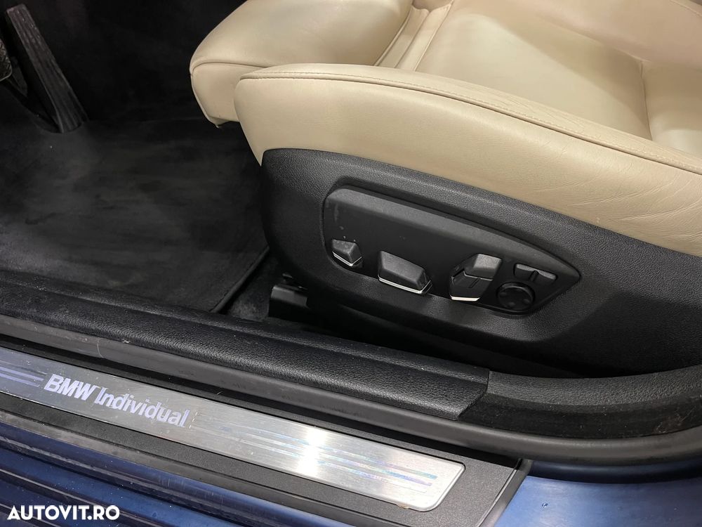 BMW Seria 5 530d xDrive Touring Aut. - 23