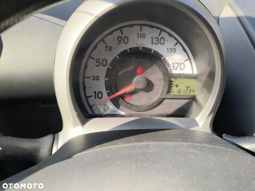 Peugeot 107 1.0 Happy - 7