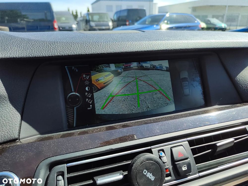 BMW Seria 5 520d - 6