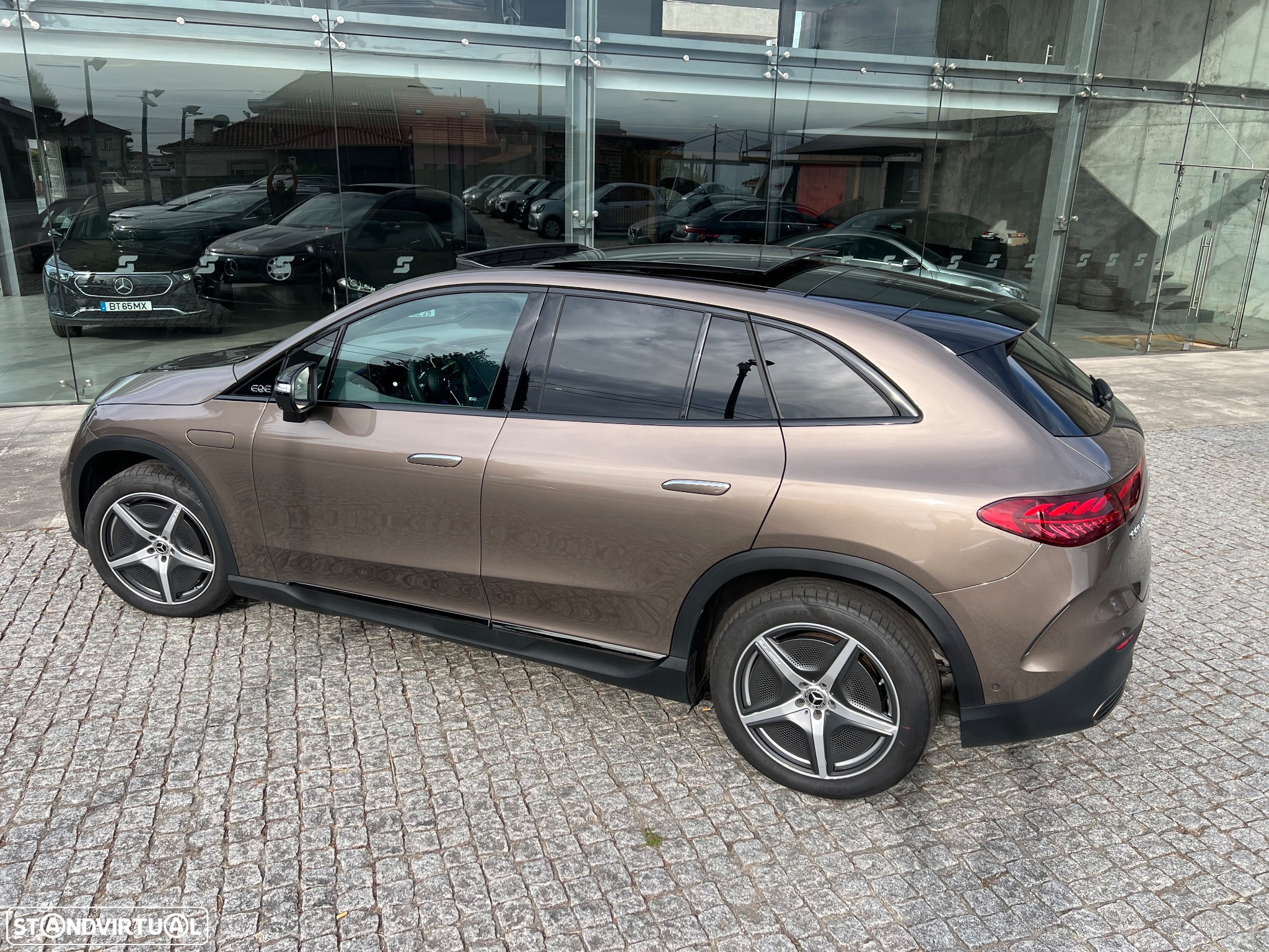 Mercedes-Benz EQE SUV 300 AMG Line - 5