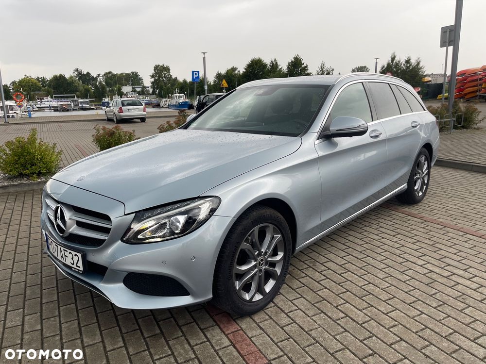 Mercedes-Benz Klasa C 200 4-Matic 9G-TRONIC