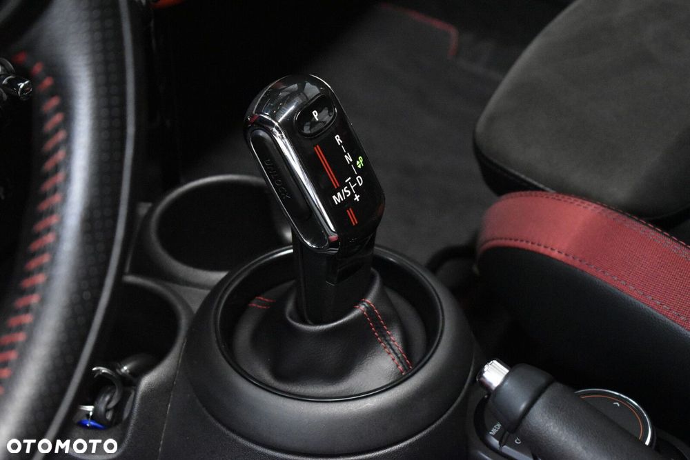 MINI John Cooper Works - 19
