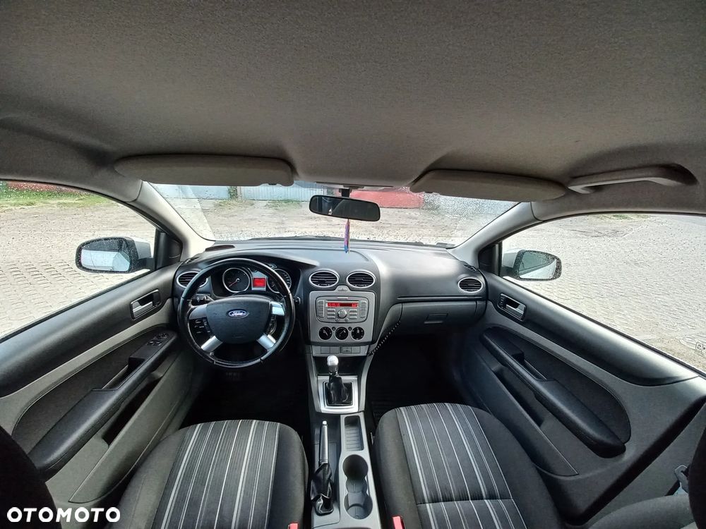 Ford Focus 1.6 TDCi Style - 36
