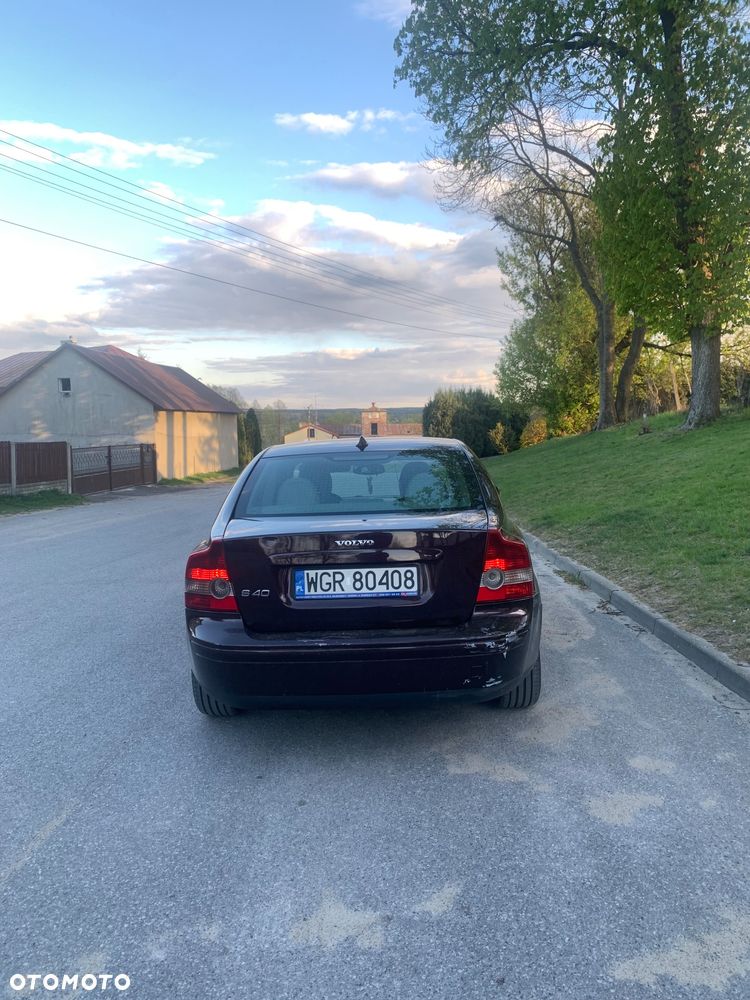 Volvo S40 2.0D Momentum - 5