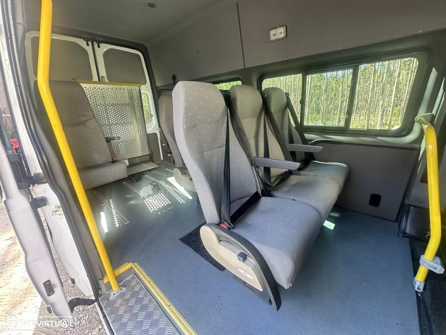 Ford Transit 330M 2.2 TDCi - 13