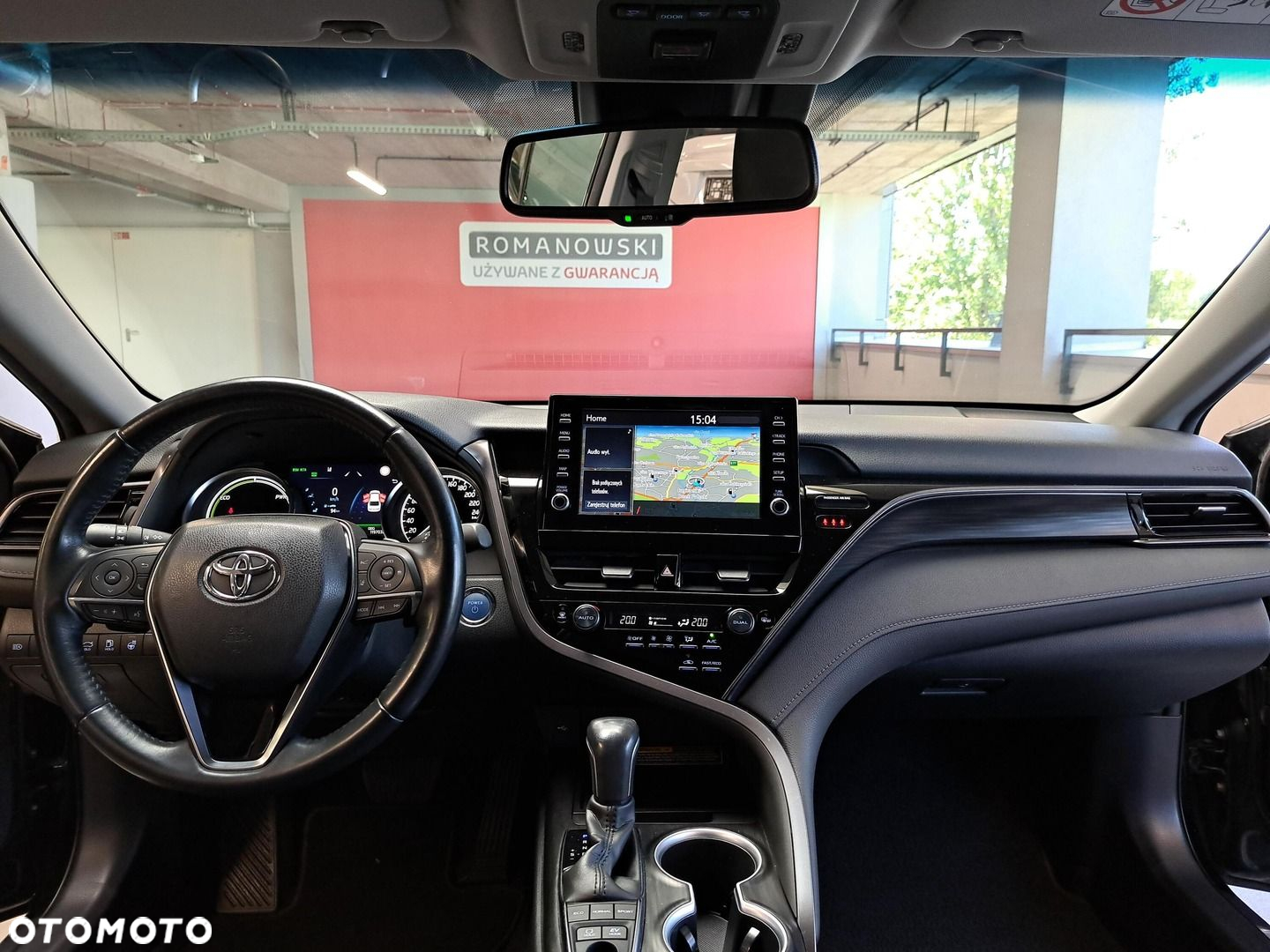 Toyota Camry - 17