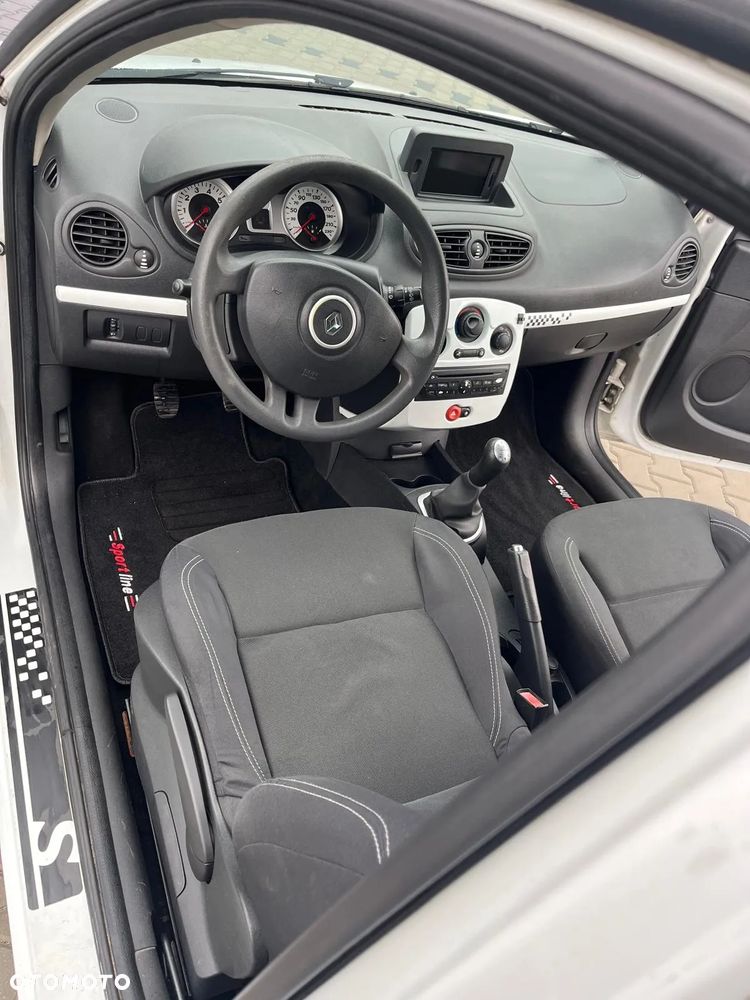 Renault Clio 1.2 TCE Alize - 10