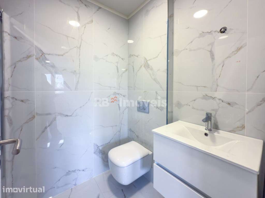 Apartamento Novo T3 c/ Varanda e Elevador- Cidade de Santarém - Grande imagem: 4/31