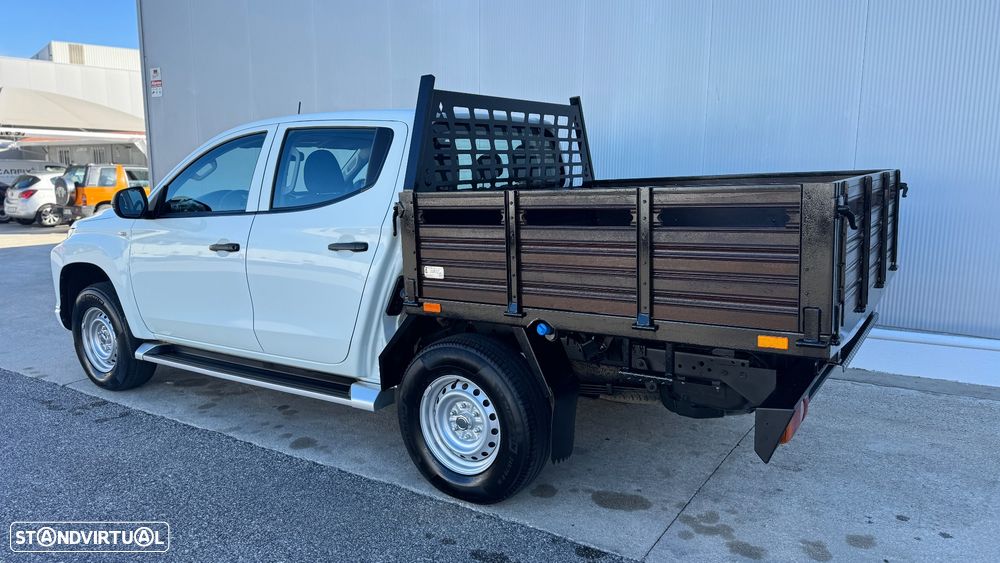 Mitsubishi L-200 Cabine dupla 4X2 - 7