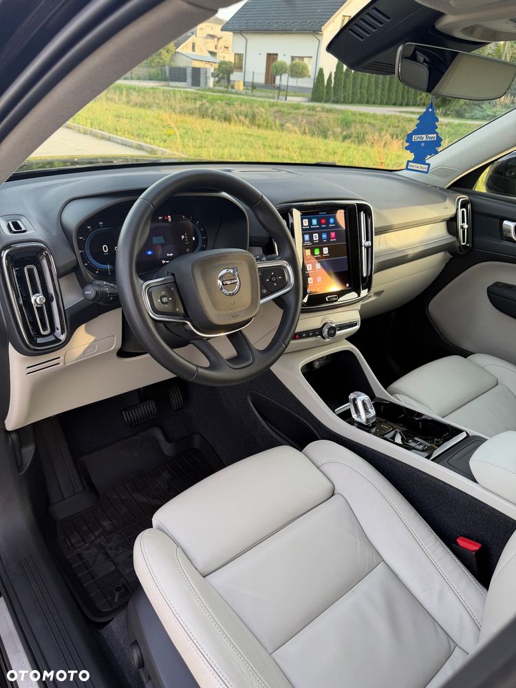 Volvo XC 40 B5 AWD Ultimate Dark - 9
