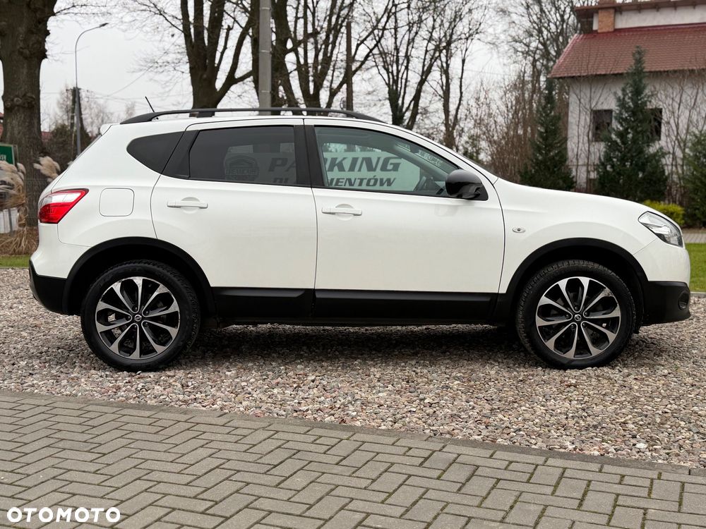 Nissan Qashqai - 10