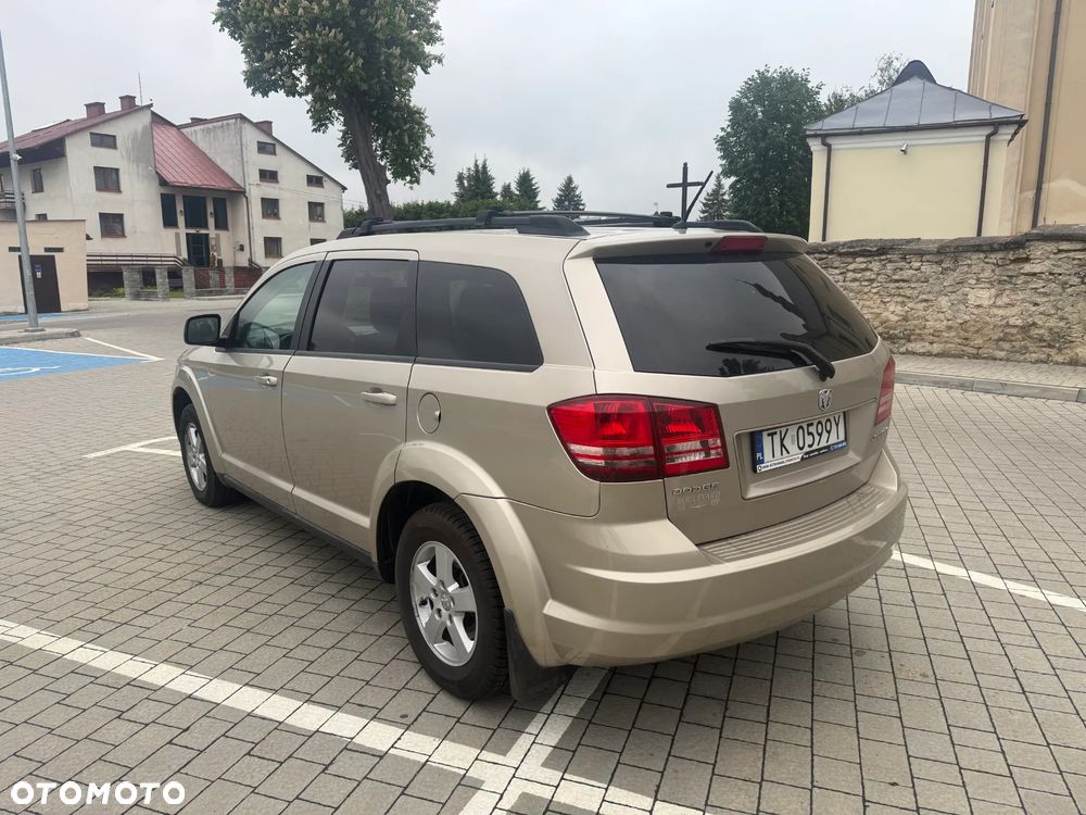 Dodge Journey - 4