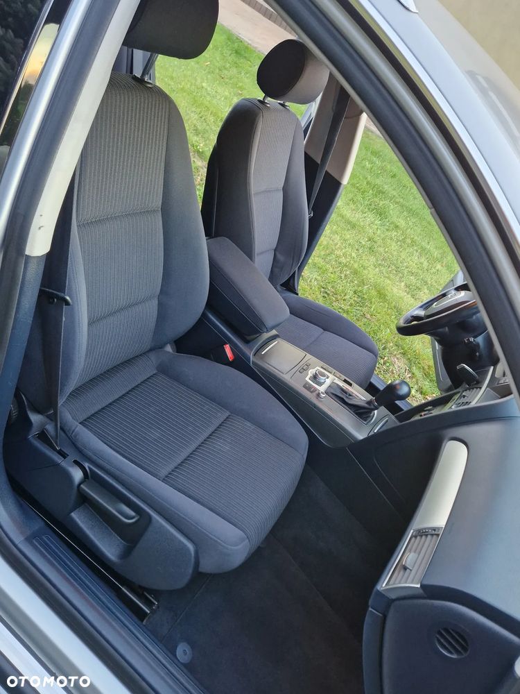 Audi A6 Avant 2.4 multitronic - 22