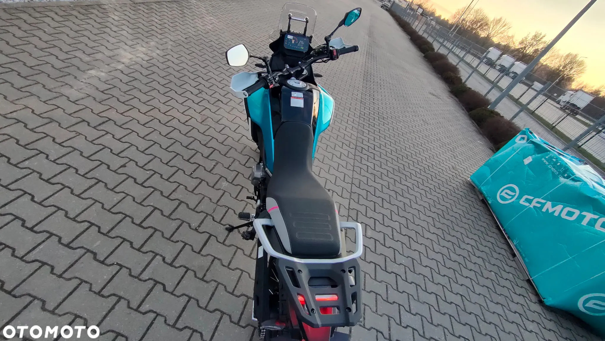 CFMoto MT - 19