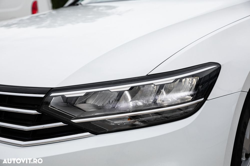 Volkswagen Passat 2.0 TDI DSG Comfortline - 6