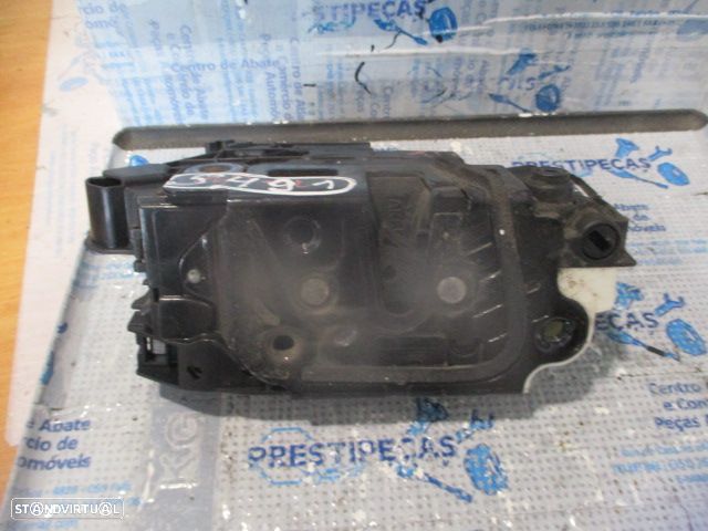 Fecho 6J0839016D SEAT IBIZA 2012 1.2TDI 75CV 5P BRANCO TD 6 PINOS - 3