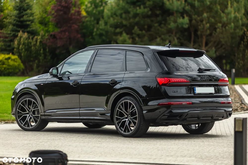 Audi Q7 50 TDI mHEV Quattro S Line Tiptr - 16