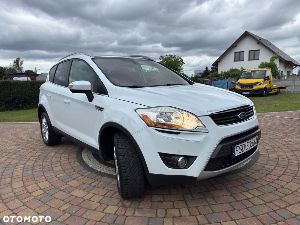 Ford Kuga - 10