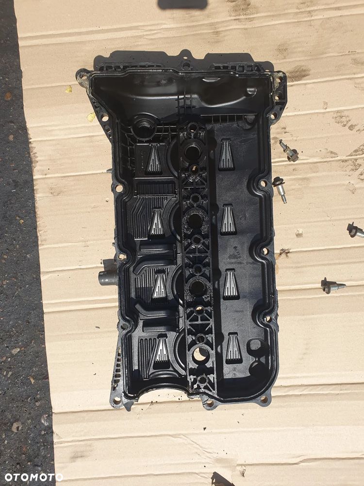 POKRYWA ZAWORÓW MAZDA 2.0 D ORYGINAŁ SPRAWNA - 3