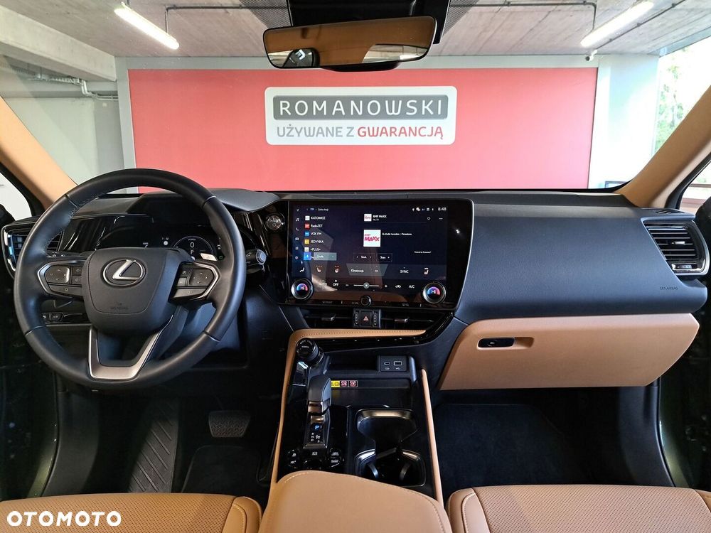 Lexus NX 2025