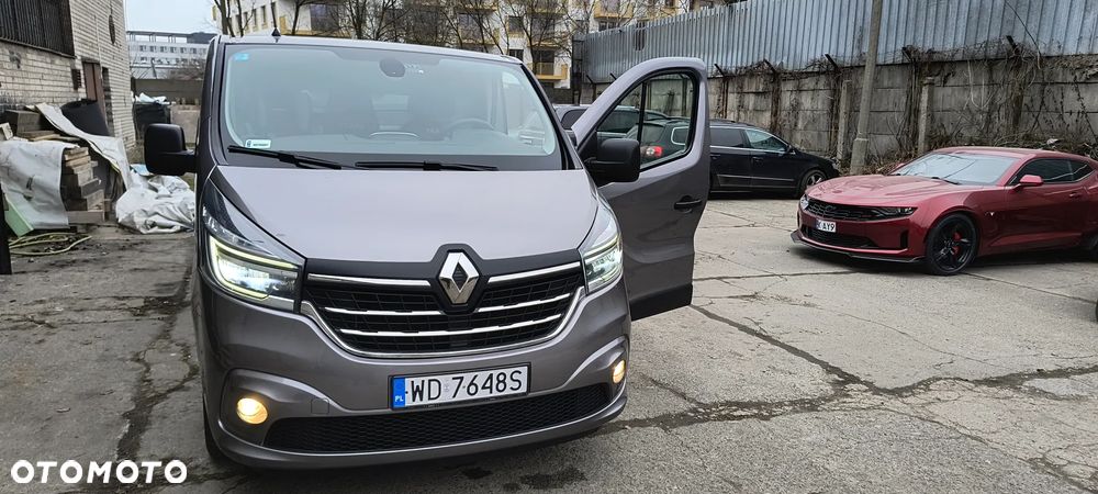 Renault Trafic - 16