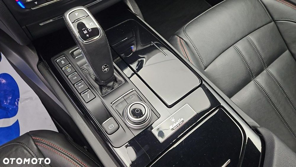 Maserati Ghibli S Q4 Granlusso - 18