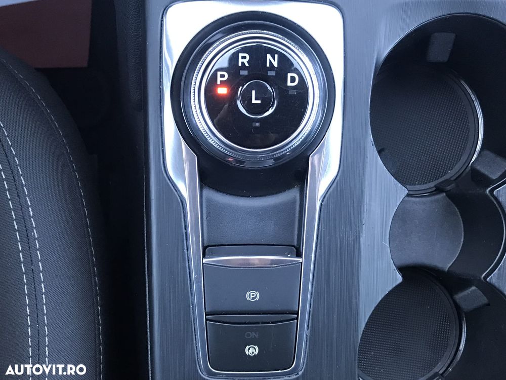 Ford Kuga 2.5 Duratec FHEV TITANIUM - 35