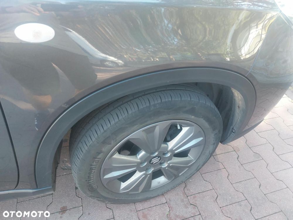 Suzuki Vitara 1.4 Boosterjet SHVS Premium 4WD - 28