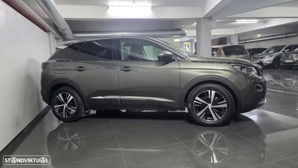 Peugeot 3008 1.2 PureTech Allure EAT6 — fotografia 3