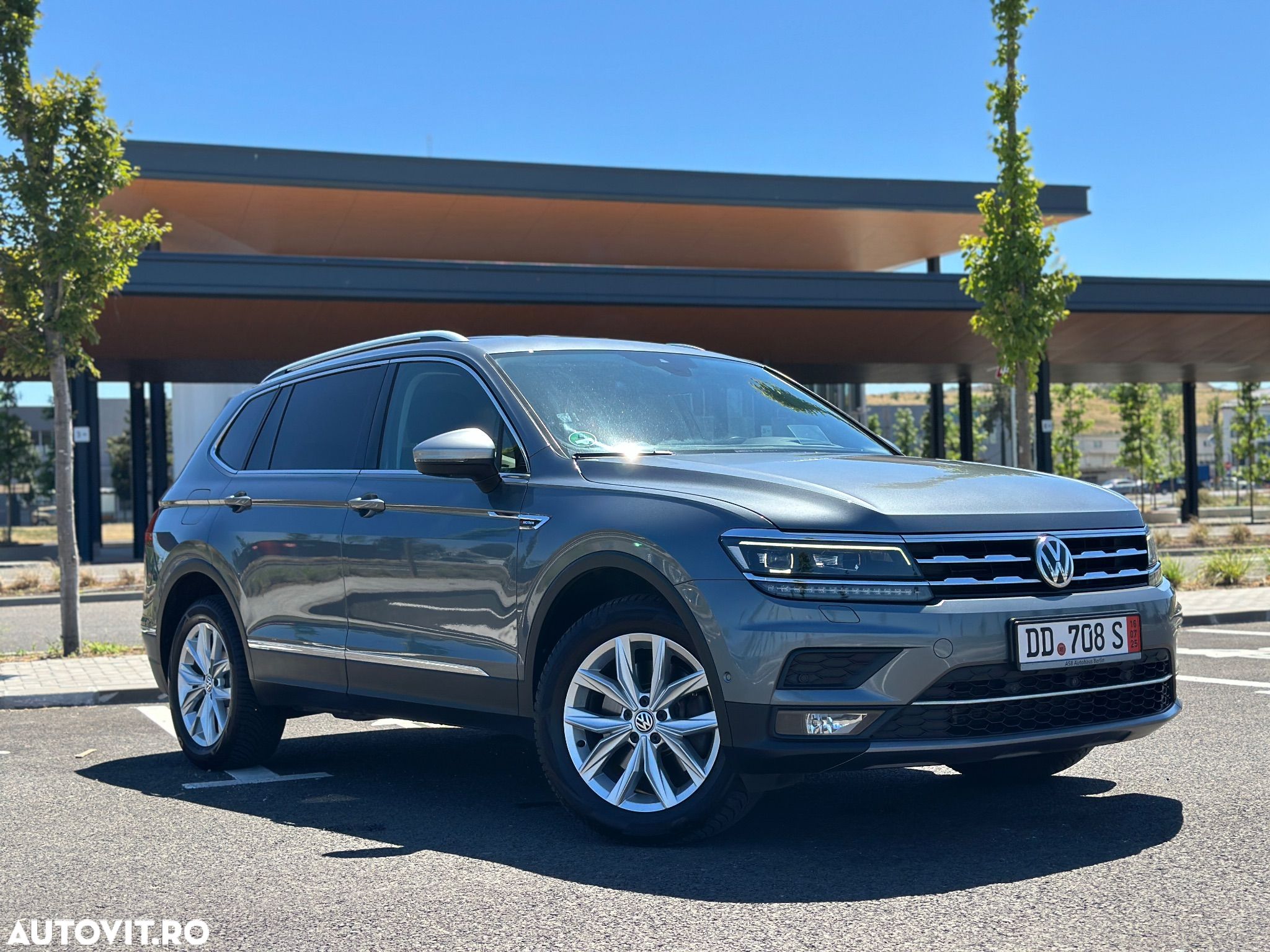 Volkswagen Tiguan Allspace 2.0 TDI SCR 4Motion DSG Highline - 1