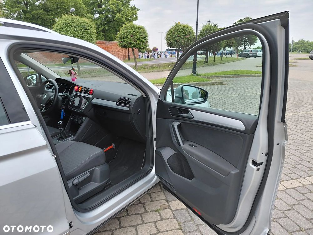 Volkswagen Tiguan 1.5 TSI ACT OPF Comfortline - 15