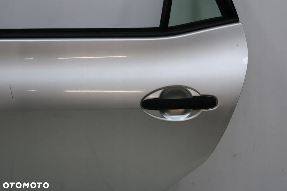 TOYOTA AURIS I 06R- DRZWI LEWE TYLNE LEWY TYŁ 1C0 1CO - 3
