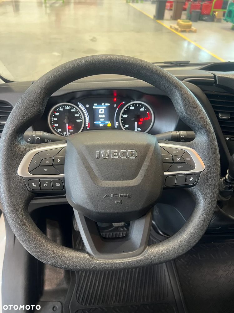 Iveco DAILY 35S14H - 20