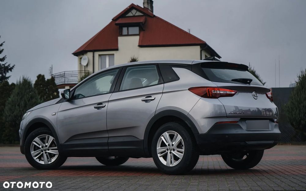 Opel Grandland X 1.6 D Start/Stop Business Edition - 9
