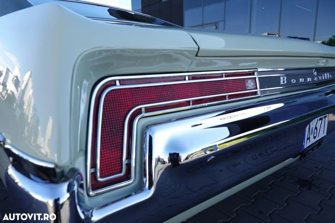 Pontiac Bonneville - 16