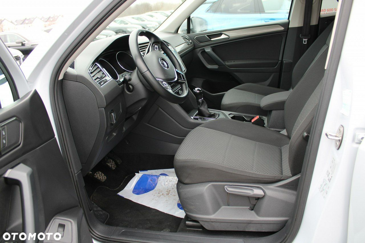 Volkswagen Tiguan Allspace 2.0 TDI SCR Comfortline - 22
